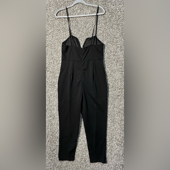 NWOT Adjustable Strapless Sweetheart Neck Stretchy Jumpsuit Size Medium - Picture 4 of 6